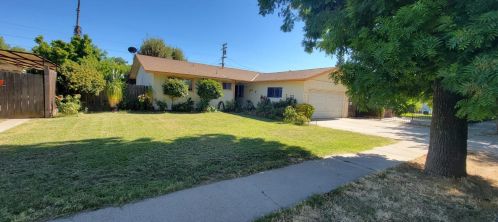1026 Elm Ave, Modesto, CA 95351-1735