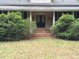 400 Dogwood Ave, Smallwood, SC 29130-9321