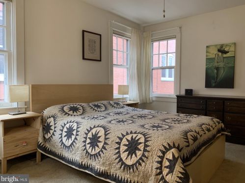 551 Walnut St, Lancaster PA  17603-3337 exterior