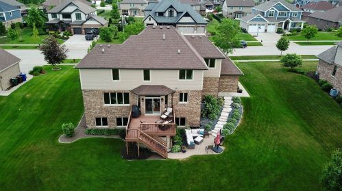 1735 Brogan Dr, Mokena, IL 60451-4016