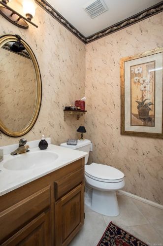 6193 Briarwood Cir, Englewood CO 80112-1035 exterior