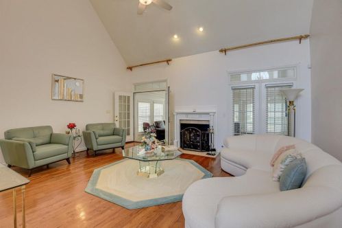 203 Avrett Ln, Evans GA 30809-6674 exterior