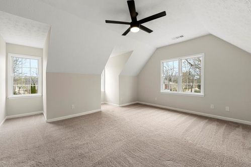 340 Falcon Creek Dr, Suwanee GA  30024-2598 exterior