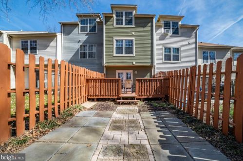 9621 Hastings Dr, Columbia MD  21046-1904 exterior