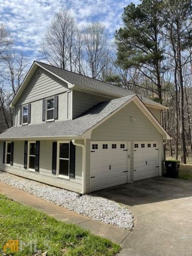 135 Ashley Creek Dr, Newnan GA  30263-4167 exterior