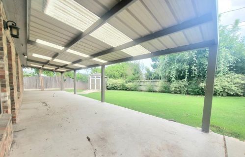 1304 Vernon Castle Ave, Fort Worth TX  76126-4289 exterior