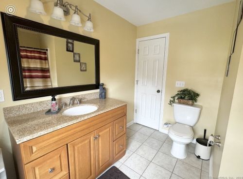 1790 Broadbridge Ave, Stratford, CT 06614-4706