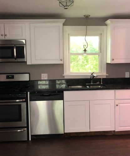 201 13 Pl, Hobart IN 46342-5945 exterior