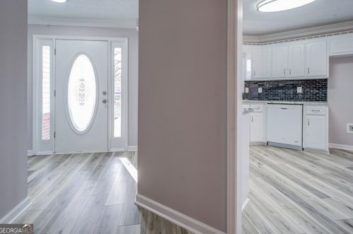 170 Stewart Hollow Ln, Porterdale, GA 30016-5800
