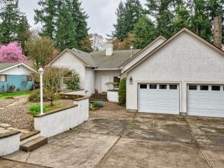9750 Durham Rd, Portland OR  97224-5542 exterior