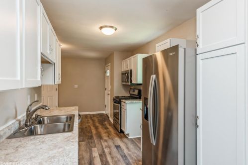 3013 Coral Dr, Hobart IN  46342-3521 exterior