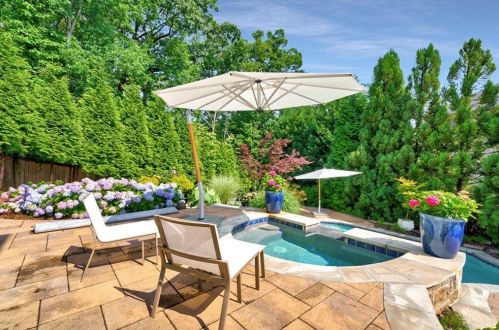 5380 High Point Mnr, Atlanta GA  30342-2000 exterior
