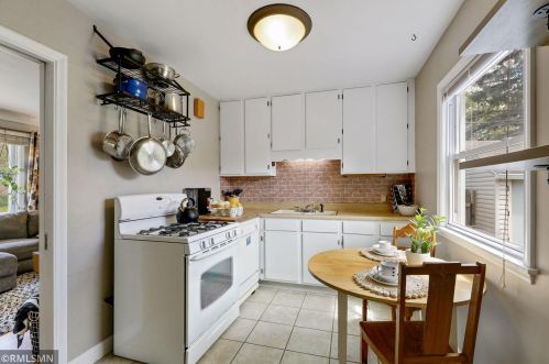 2710 2nd Ave, Saint Paul MN  55109-3320 exterior