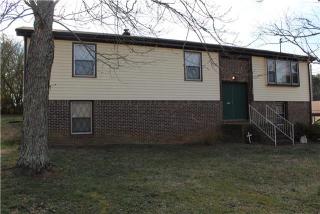 100 Crest Dr, Tullahoma, TN 37388-5119