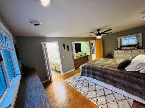 16 Mashentuck Rd, Killingly CT  06239-2221 exterior