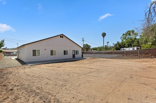 4847 Hedrick Ave, Riverside CA  92505-1367 exterior