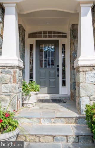 18224 Cypress Point Ter, Leesburg, VA 20176-3989