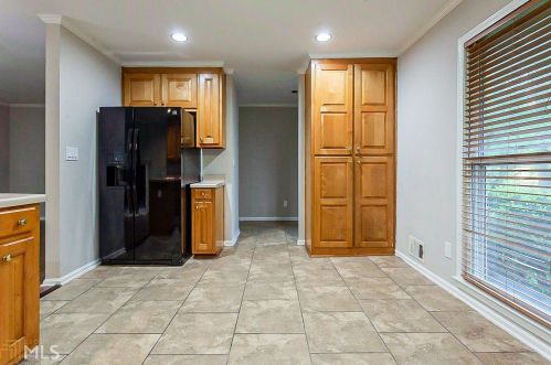 192 Greenbriar Ct, Conyers GA  30094-4214 exterior