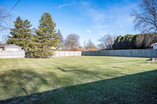 2703 Lancaster Dr, Joliet, IL 60433-1723