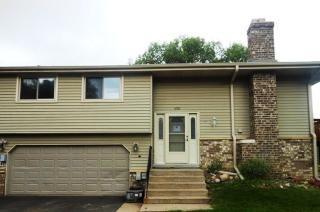 1650 Hickory Hill Dr, Saint Paul, MN 55122-2509