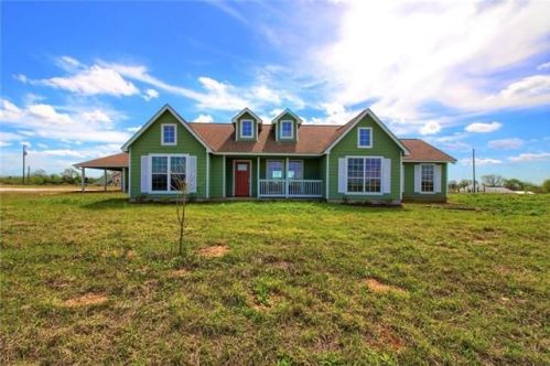 1399 Fm 1704, Webberville TX  78621-5739 exterior