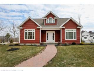 4 Colby Dr, Scarborough, ME 04074-9804