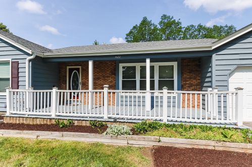 622 Surrey Ln, Barrington Hills, IL 60102