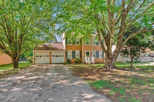 1383 Ling Dr, Austell, GA 30168-5849