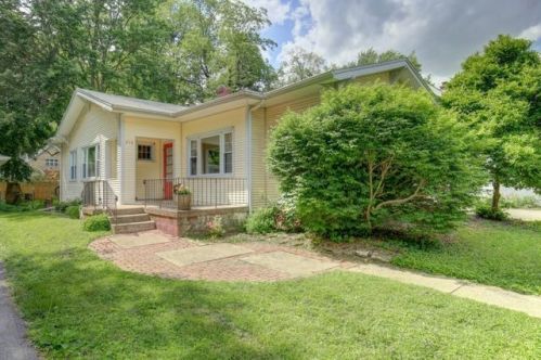 717 Pr St, Champaign IL  61820-4772 exterior