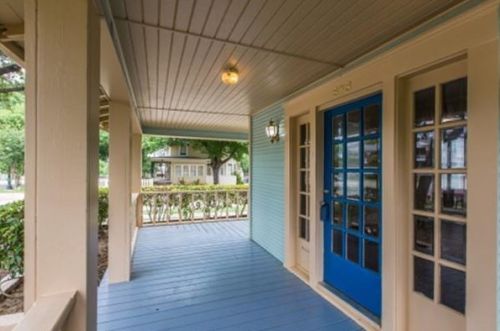 838 Bishop Ave, Dallas TX  75208-4218 exterior