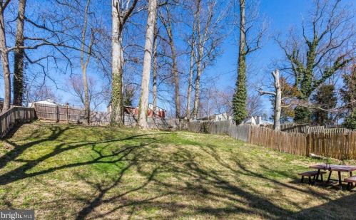 3201 Henderson Ave, Silver Spring MD 20902-1921 exterior