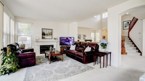 2128 Bluerock Cir, Concord, CA 94521-1670