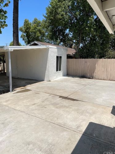 549 Prospect Ave, Riverside CA  92507-1720 exterior