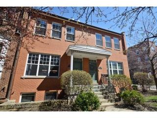 250 Scott St, Chicago IL  60610-1854 exterior