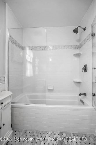 166 Conover Ln, Tinton Falls NJ 07701-6214 exterior