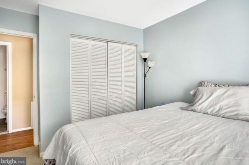 10383 Green Holly Ter, Silver Spring MD 20902-5803 exterior