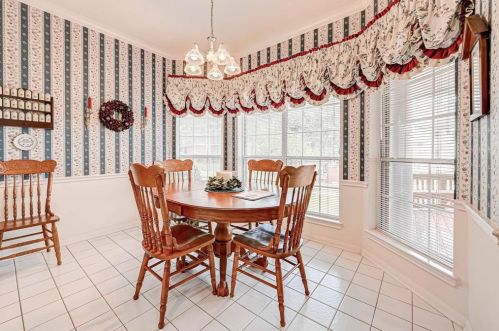 6009 Longmire Trl, Conroe TX  77304-4866 exterior