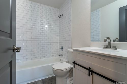 2234 5th Ave, Denver CO  80603-1636 exterior