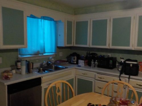 112 Lilac Ave, Woonsocket, RI 02895-6029