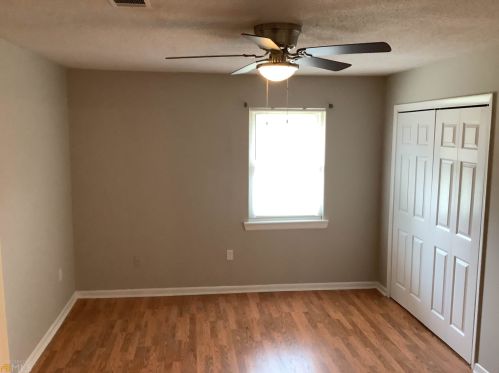 106 Stonehedge Dr, Warner Robins, GA 31088-5605