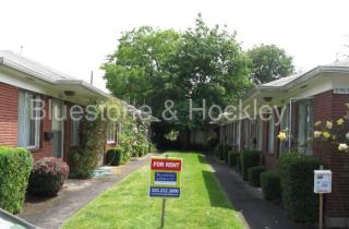1114 57th Ave, Portland OR  97213-3617 exterior