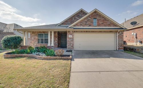 732 Darlington Trl, Fort Worth TX  76131-3544 exterior