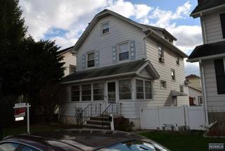 37 Lexington Ave, Bloomfield, NJ 07003-5715