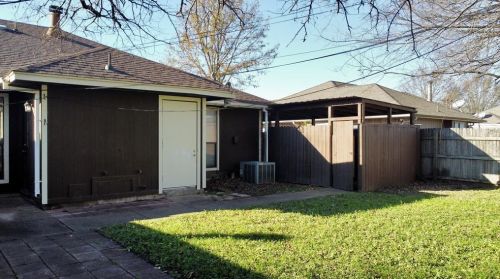 717 Lemons St, Cedar Hill TX 75104-7933 exterior