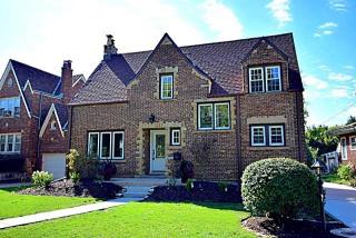 625 Selborne Rd, North Riverside, IL 60546-1746