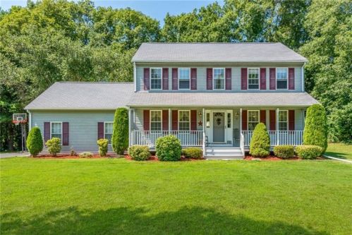 30 Finn Rd, Glocester, RI 02859-4023