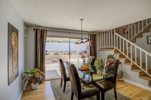 3071 Wicklow Dr, Riverside CA  92503-5806 exterior