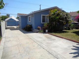 4212 58th St, Bell, CA 90270-2816