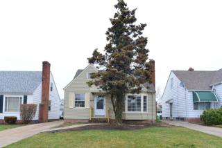 4033 Wilmington Rd, Cleveland OH  44121-2617 exterior