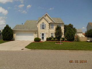 720 Indian Cedar Dr, Chesapeake, VA 23320-3549